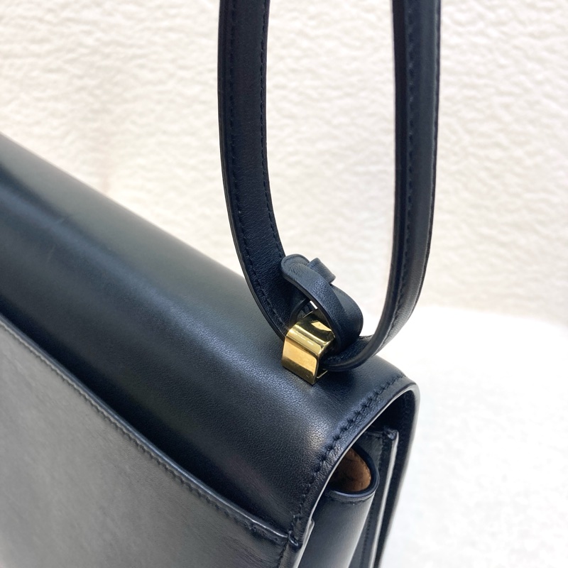 羅意威Loewe巴塞隆納黑色牛皮金釦Barcelona三角下蓋側背包🖤極簡高級感必收款-19