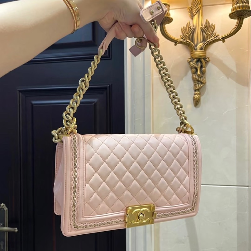 CHANEL香奈兒Leboy25中號櫻花粉限量宮庭編織滾邊款-7