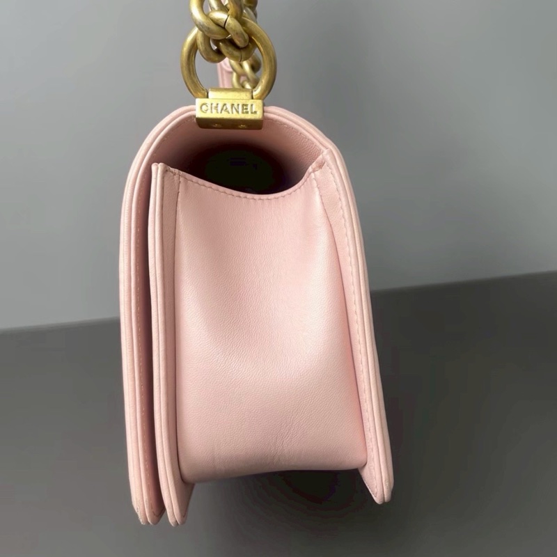 CHANEL香奈兒Leboy25中號櫻花粉限量宮庭編織滾邊款-13