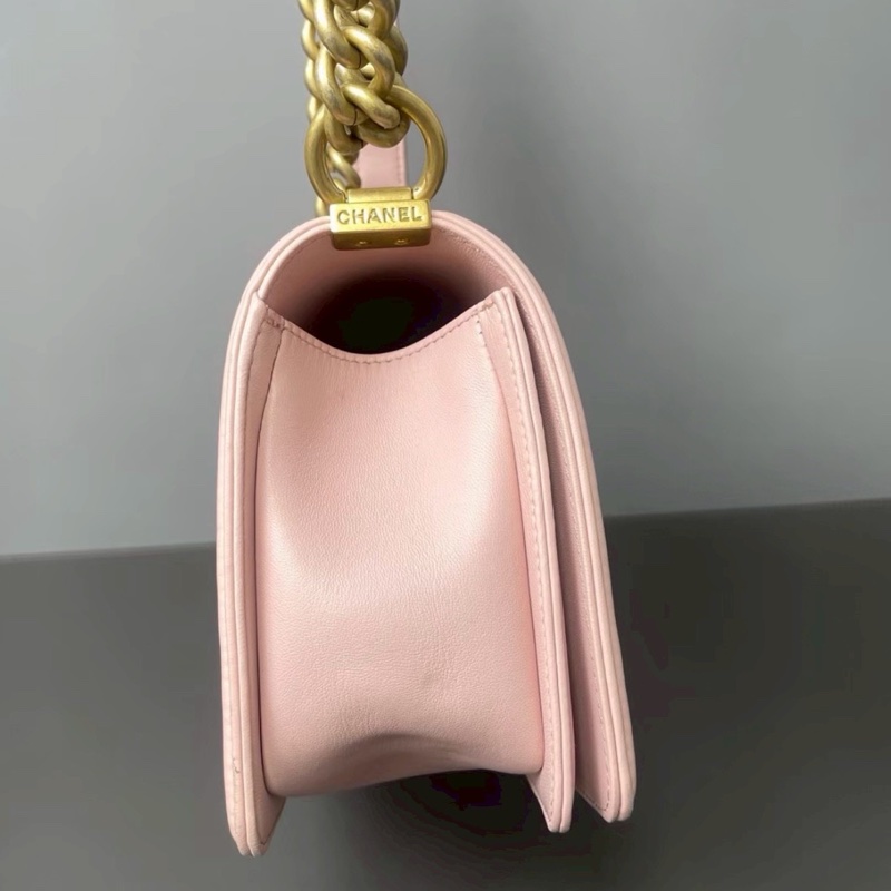 CHANEL香奈兒Leboy25中號櫻花粉限量宮庭編織滾邊款-14