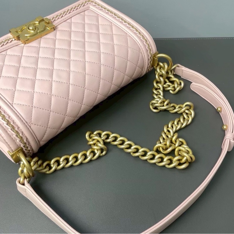 CHANEL香奈兒Leboy25中號櫻花粉限量宮庭編織滾邊款-15