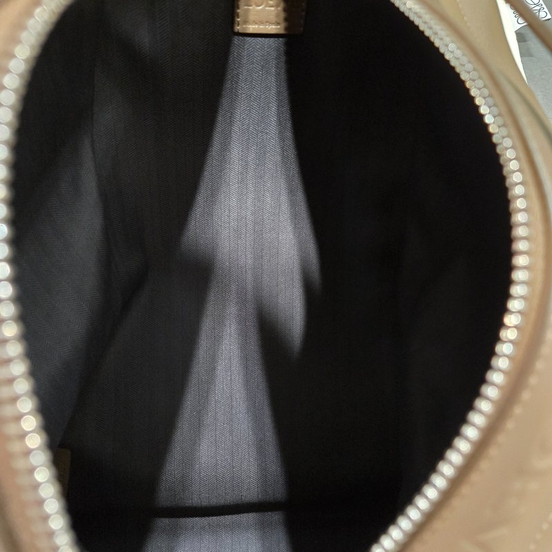 LOEWE 經典小牛皮 Convertible 背包 大象灰 男生後背包-5