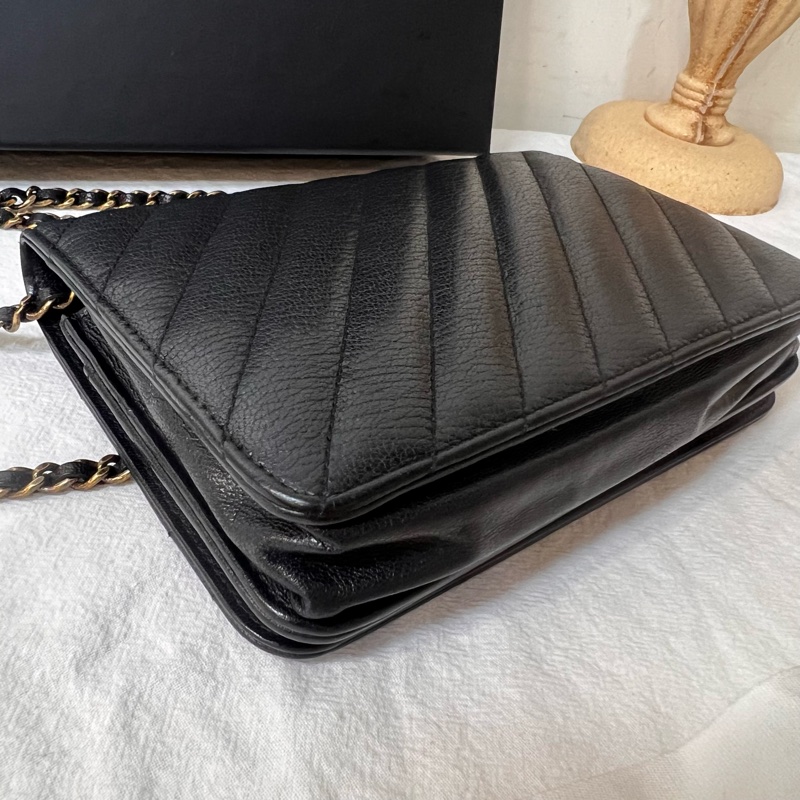 ෆ Chanel 黑色斜紋woc-8