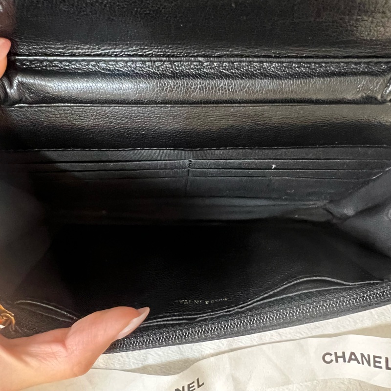 ෆ Chanel 黑色斜紋woc-12