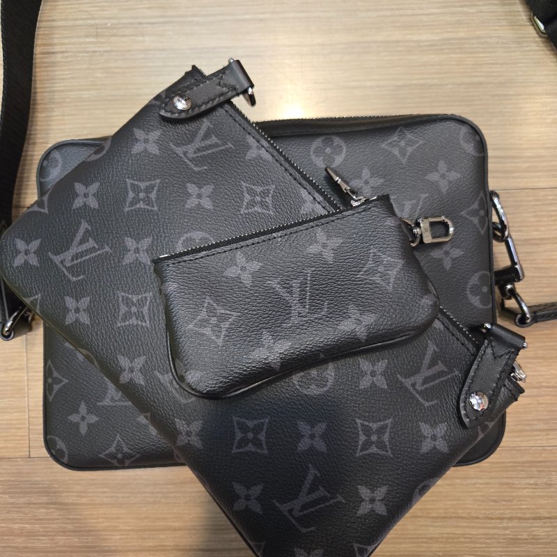 louisvuitton LV Trio 郵差包 M69443  Monogram花紋 男生斜背包-1