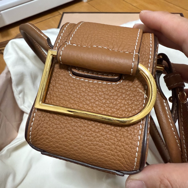 Delvaux Cool box nano-3