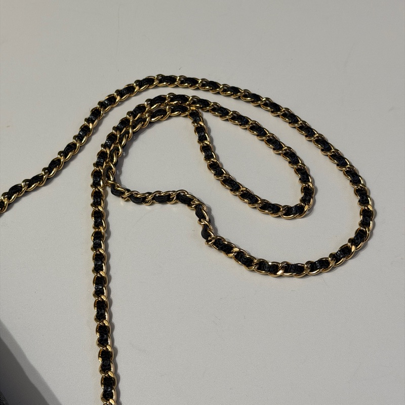 914intheair『台灣全新晶片版大全配』Chanel 香奈兒經典CF黑金荔枝牛皮Woc 發財包-18