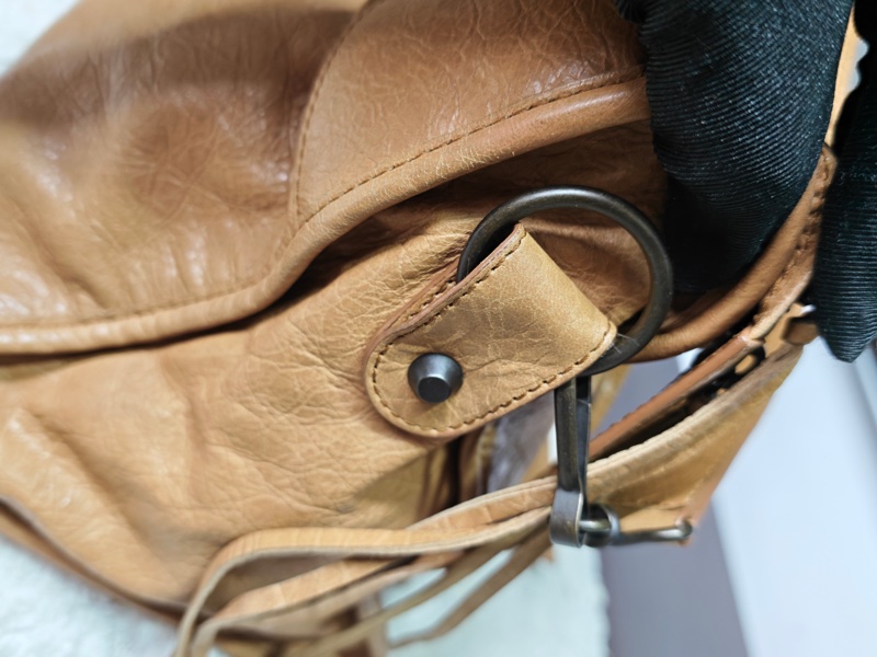 巴黎世家 法棍機車包大號-25