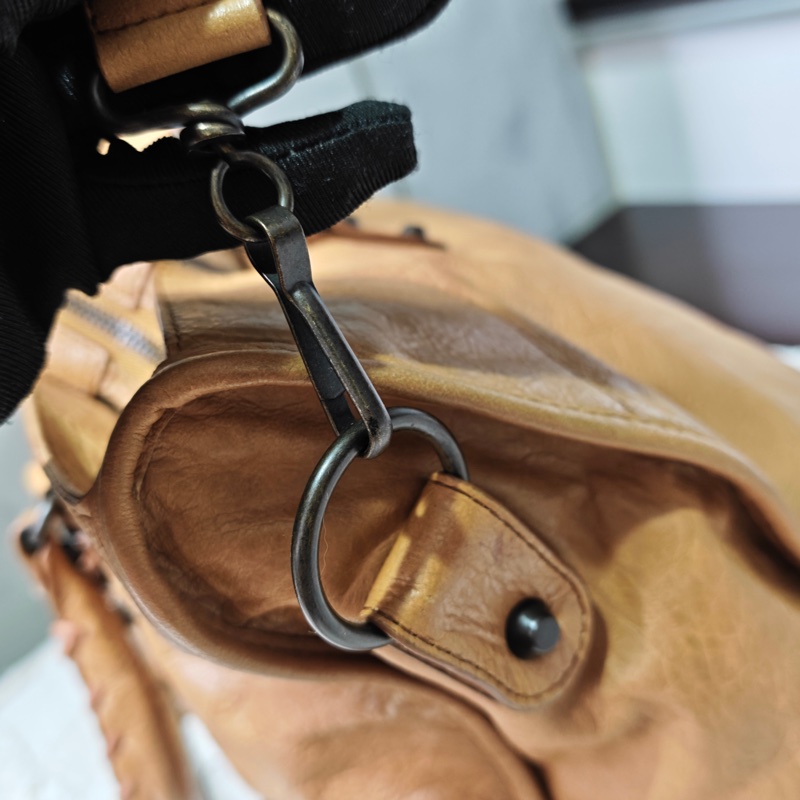 巴黎世家 法棍機車包大號-27