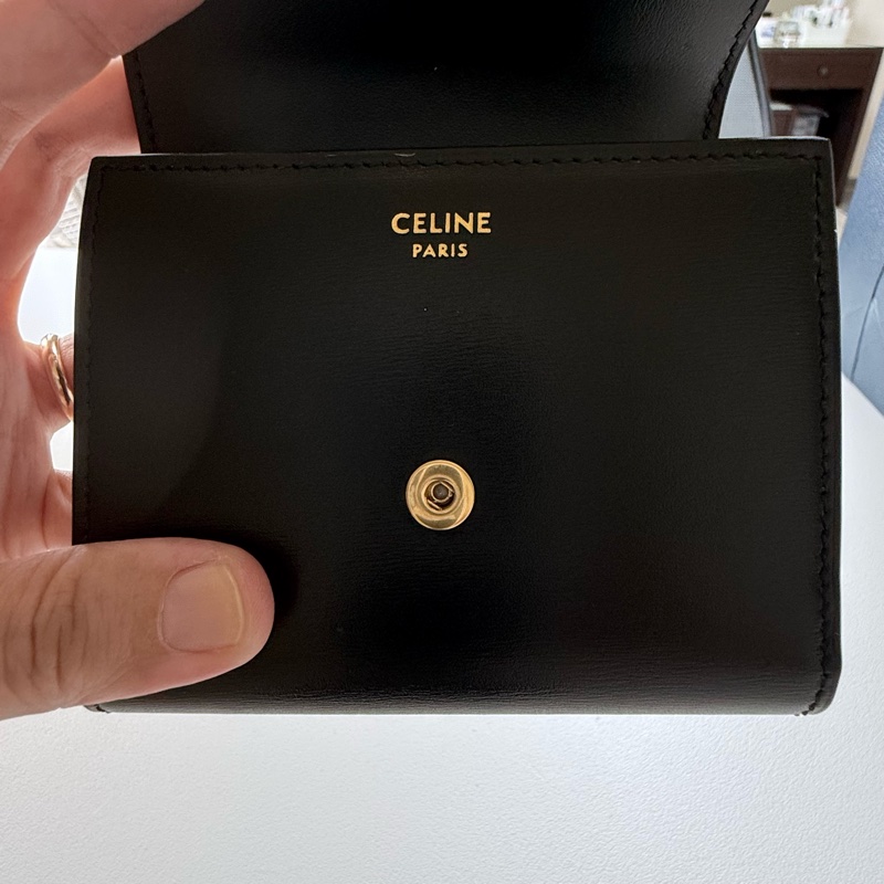 CELINE TRIOMPHE翻蓋錢包 黑金色-6
