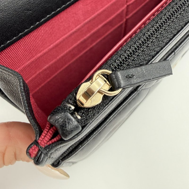 CHANEL-黑色羊皮金釦19 WOC手提斜背包-27