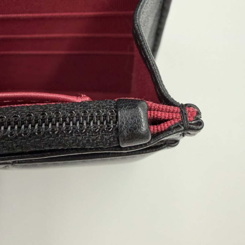 CHANEL-黑色羊皮金釦19 WOC手提斜背包-28