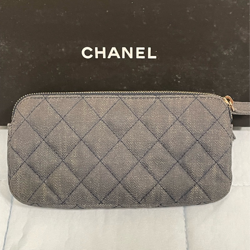 Chanel香奈兒2.55復古徽章牛仔牛皮金鏈包 手機包 長夾 皮夾-3