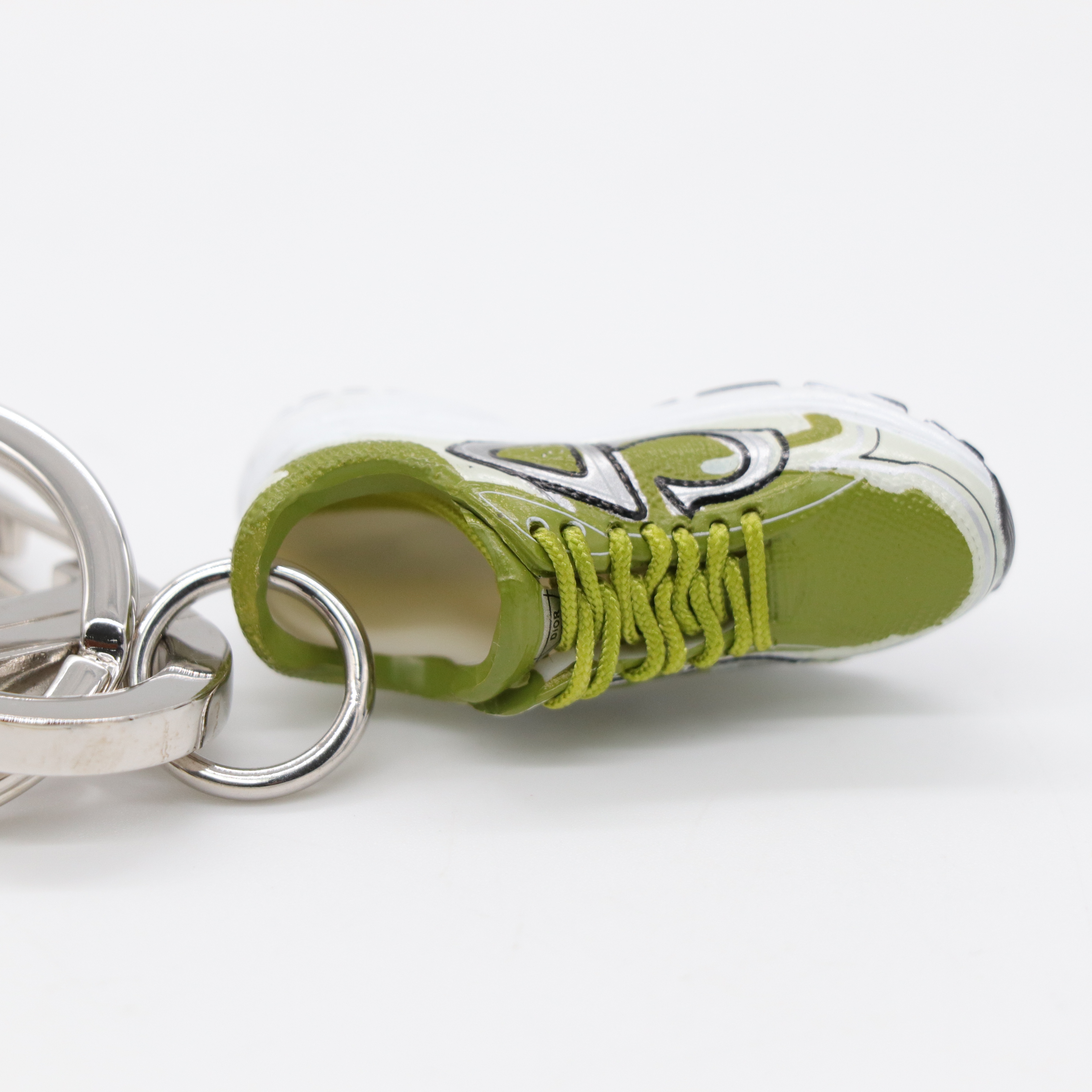 Christian Dior 迪奧 B30 灰色 黃色 運動鞋造型吊飾鑰匙圈-6