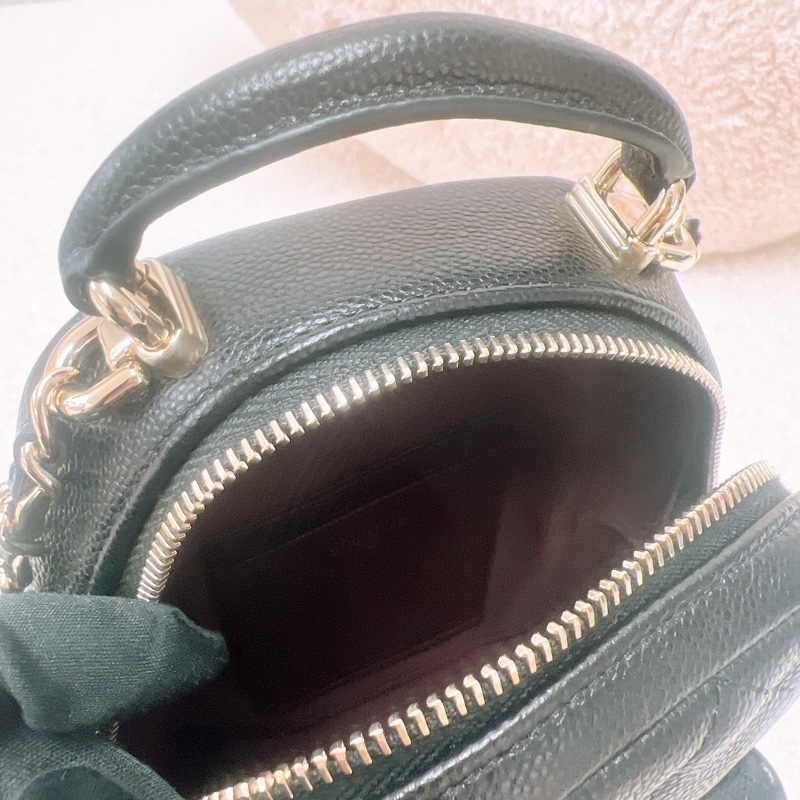 Chanel 黑金牛皮 迷你雙肩包/小背包-11