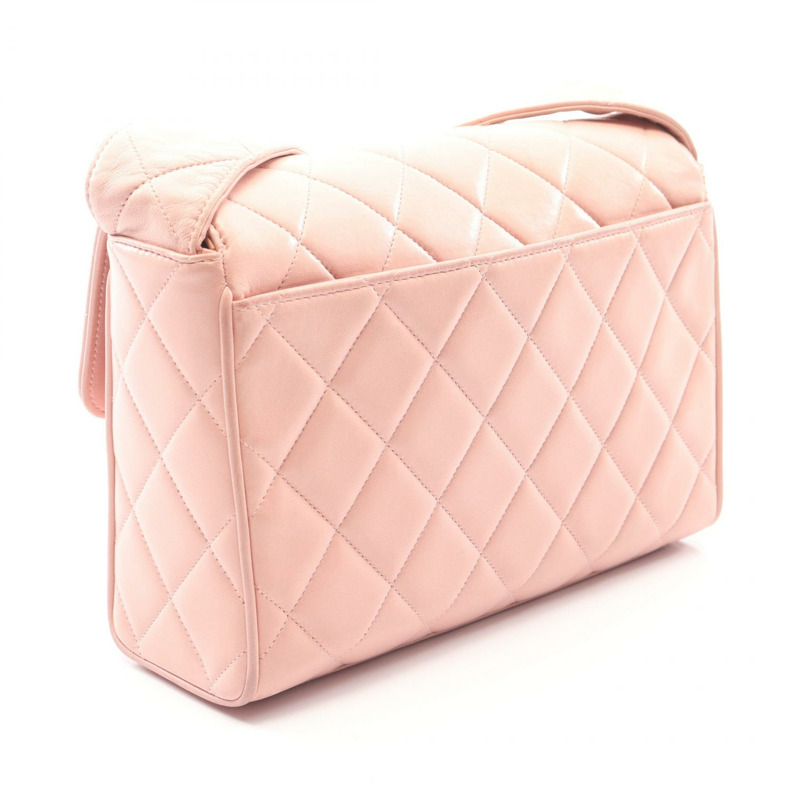 香奈兒 (CHANEL) Matelasse 單肩斜背包，羊皮材質，粉紅色，金色五金，二手 CC-1