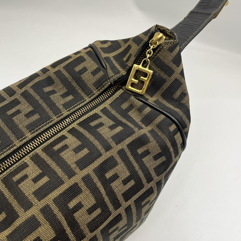 🏷Fendi飯盒包-6