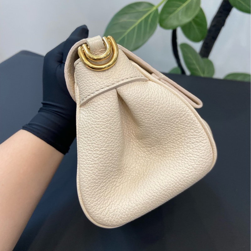 98新 lv  favorite草莓牛奶雲朵包，芯片款，奶油白配粉色老花，金色五金鍊條-3