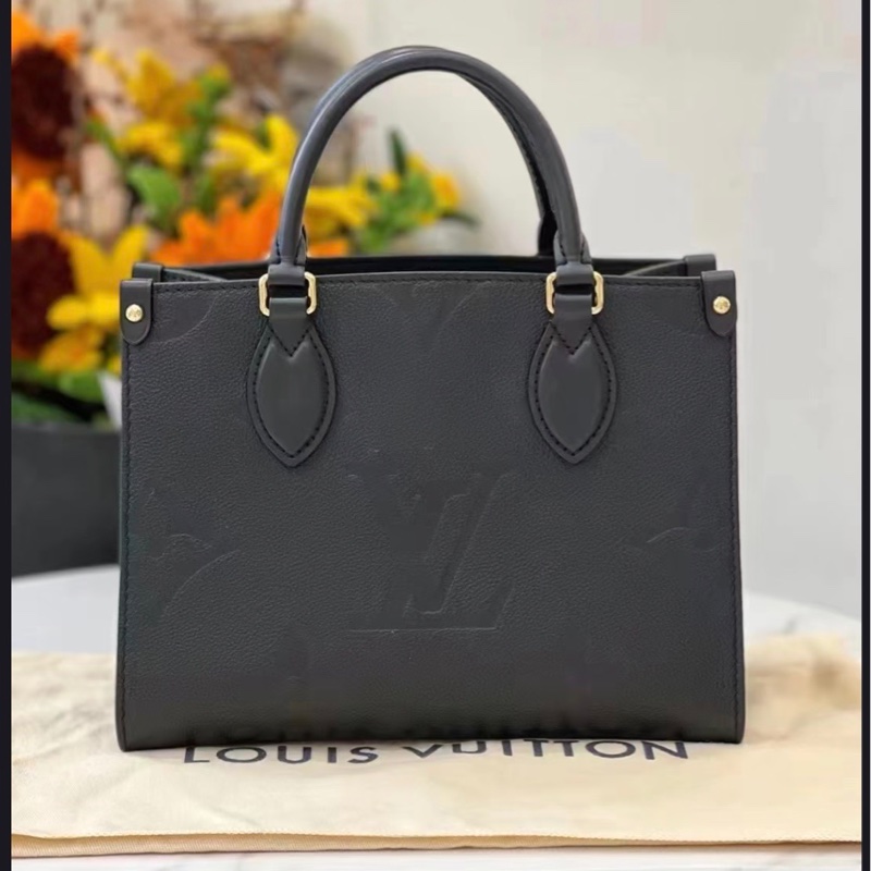 全新❤帶票 Lv 黑色全皮onthego小號-2