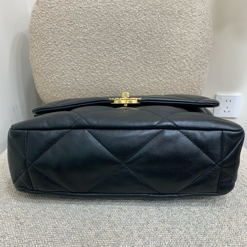 CHANEL香奈兒 黑金19bag 底長30 中號 22年芯片  🈚附件-4