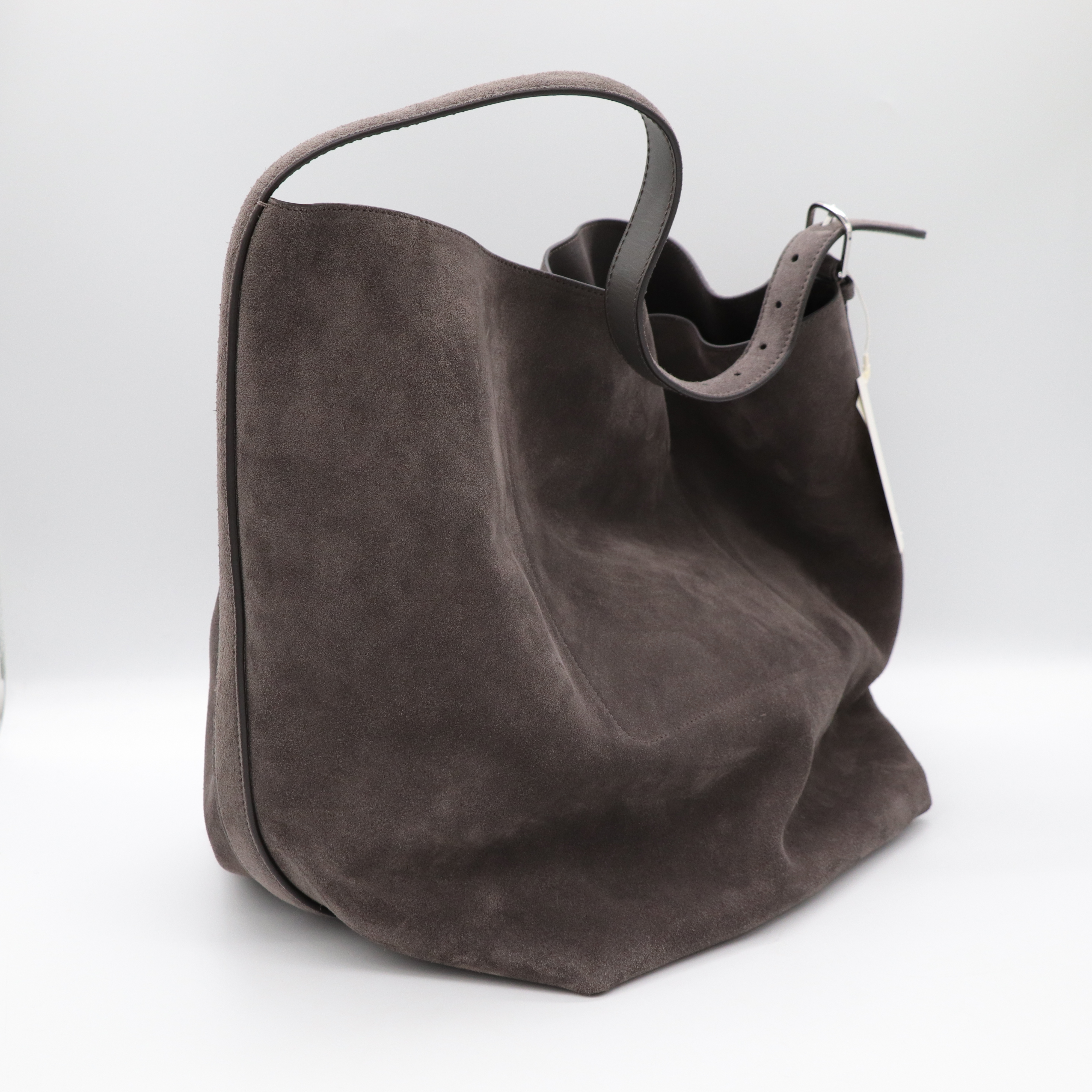 一拎就走✈️Toteme Granite 麂皮 Belted Tote 托特包 深咖色-3