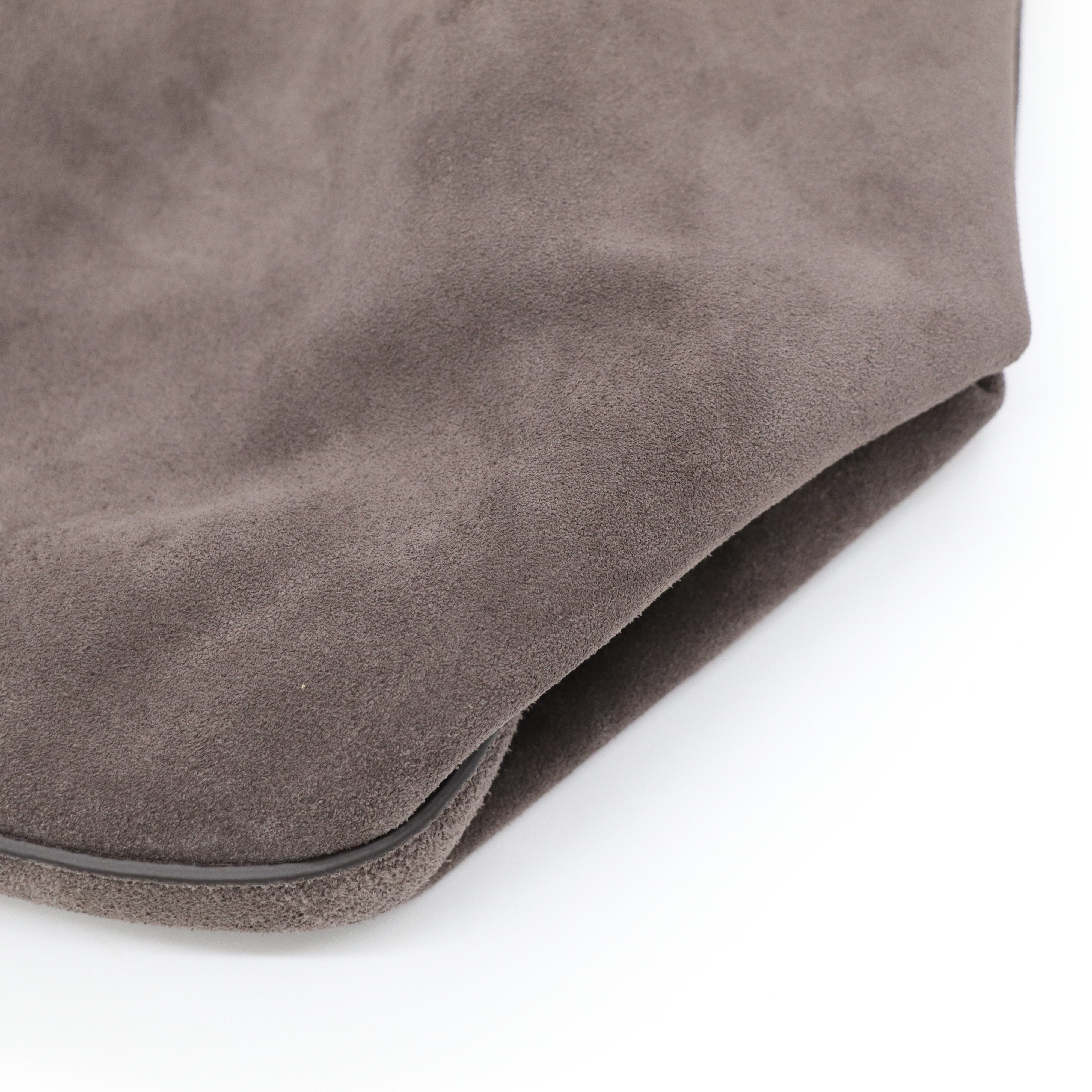 一拎就走✈️Toteme Granite 麂皮 Belted Tote 托特包 深咖色-10