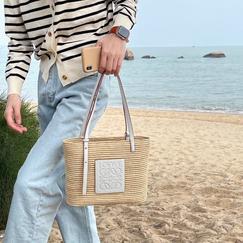 LOEWE  Paula's Ibiza草編包-1