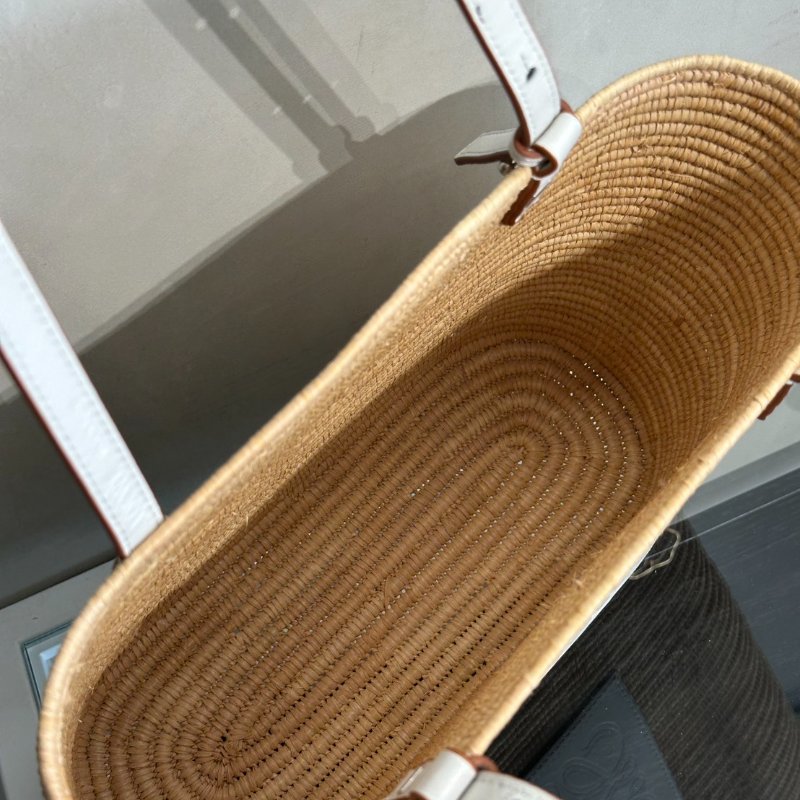 LOEWE  Paula's Ibiza草編包-6