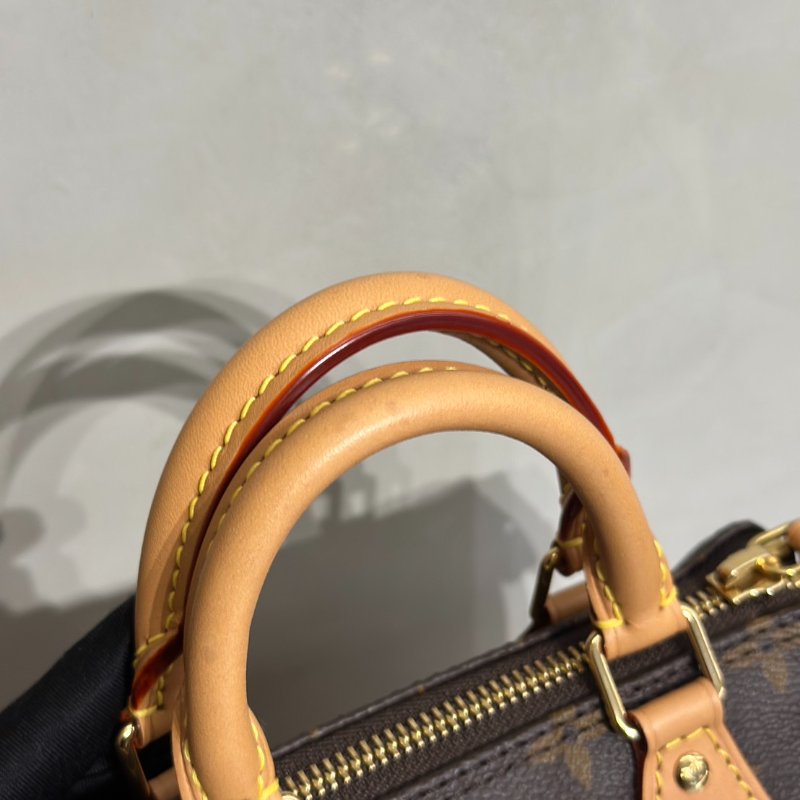 LOUIS VUITTON Nano Speedy-5