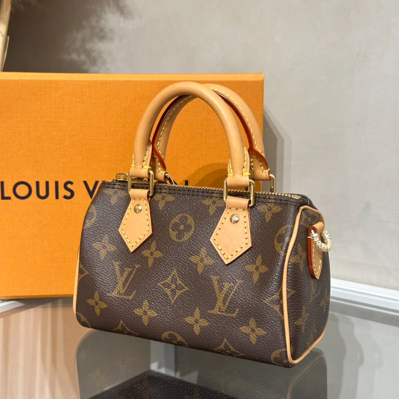 LOUIS VUITTON Nano Speedy-11