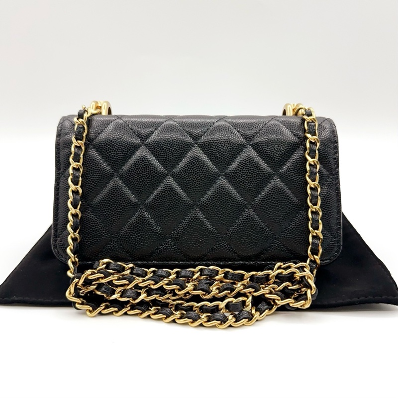 Chanel 香奈兒22k黑金woc手機包-1