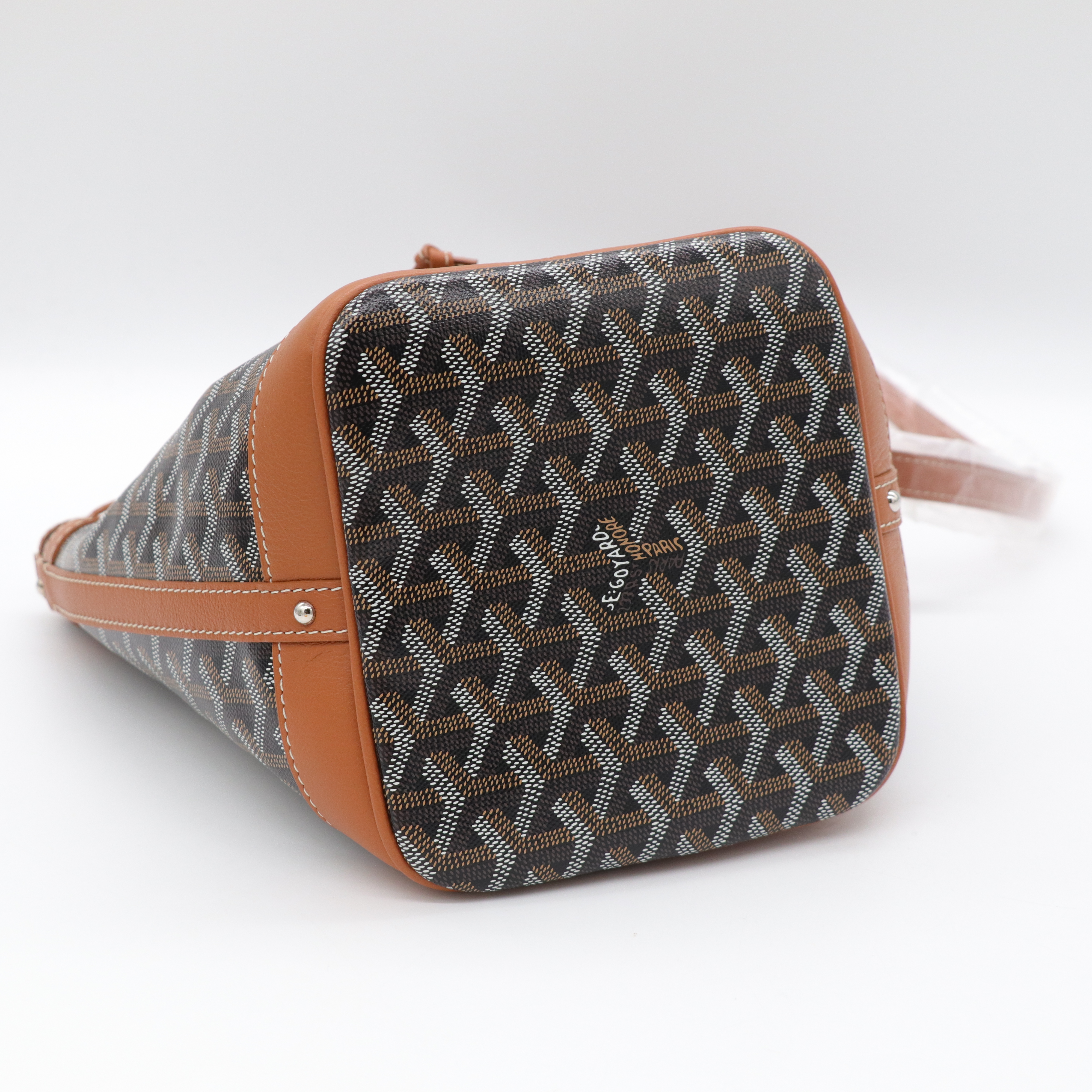 Goyard 戈雅 PEFLOT 棕色 束繩水桶包-6