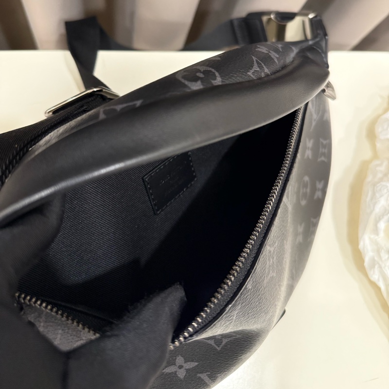 （極新美包）Louis vuitton路易威登lv Discovery PM經典老花腰包-4