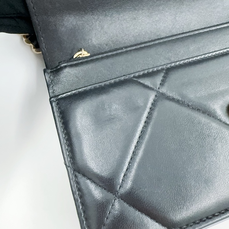 CHANEL黑色羊皮金釦19 woc手提側背包AP0957-12