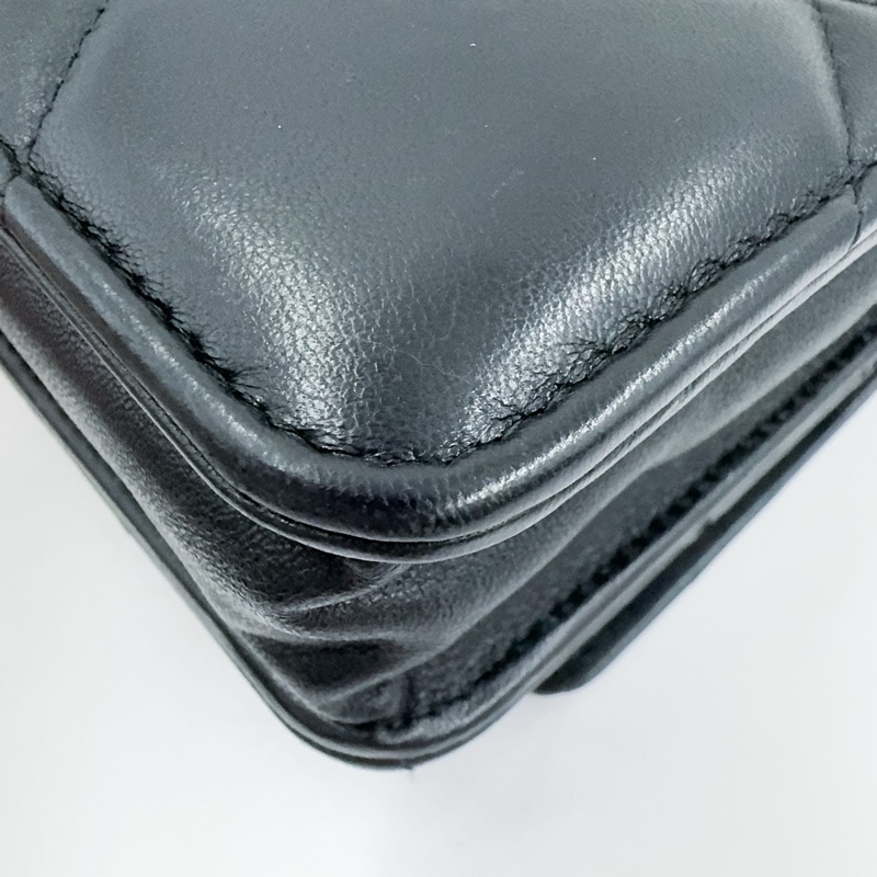 CHANEL黑色羊皮金釦19 woc手提側背包AP0957-15