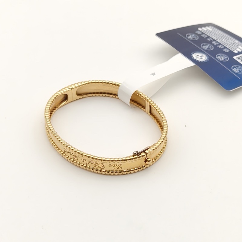 VAN CLEEF&ARPELS Perlée萬花筒簽字款手鐲18K黃金XS-3