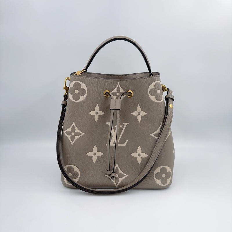 LV斑鳩灰牛皮Neonoe MM抽繩水桶包M45555-4