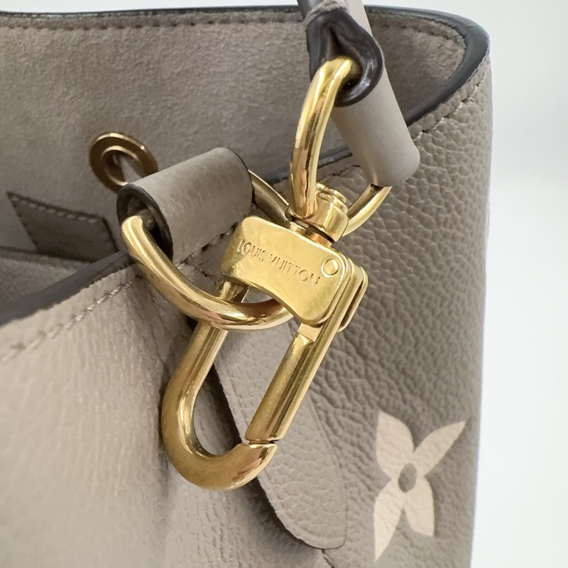 LV斑鳩灰牛皮Neonoe MM抽繩水桶包M45555-22