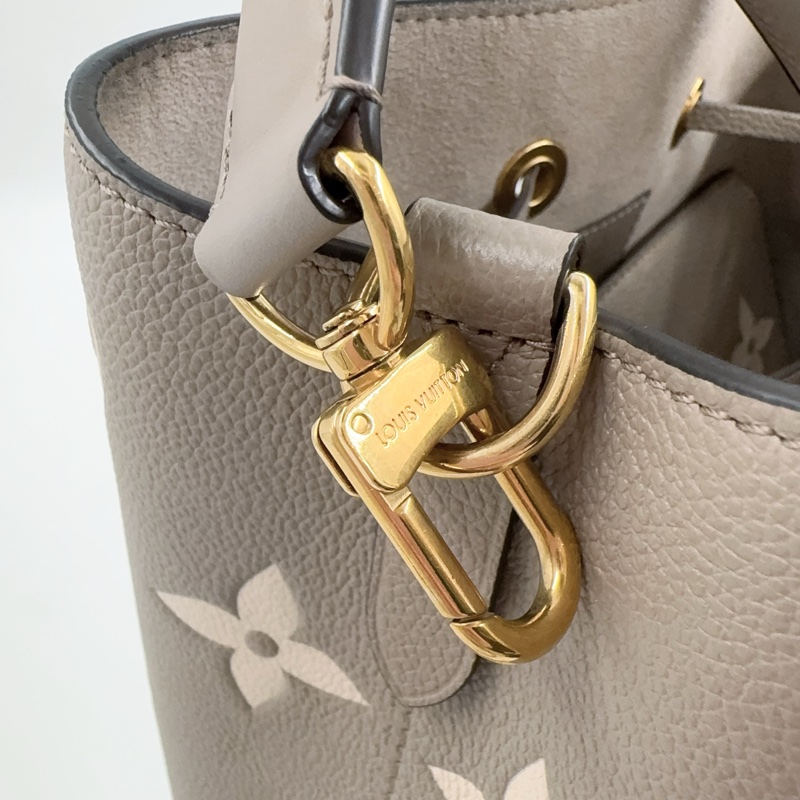 LV斑鳩灰牛皮Neonoe MM抽繩水桶包M45555-23