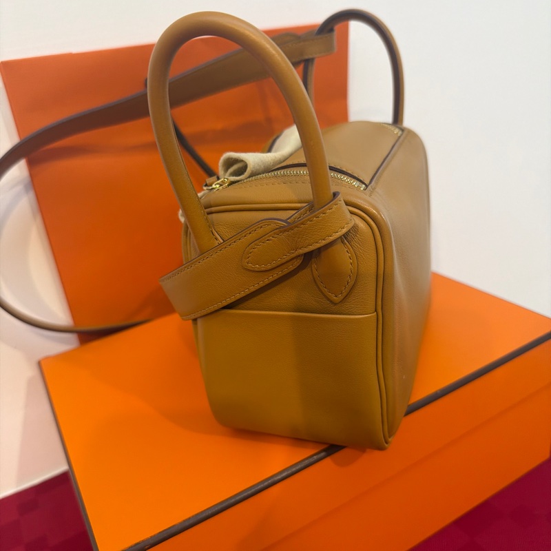 99.8閒置❤️Hermes mini lindy🈶購證🌟芝麻色金扣🌟-4