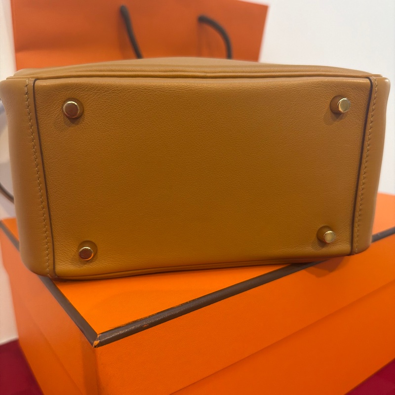 99.8閒置❤️Hermes mini lindy🈶購證🌟芝麻色金扣🌟-11