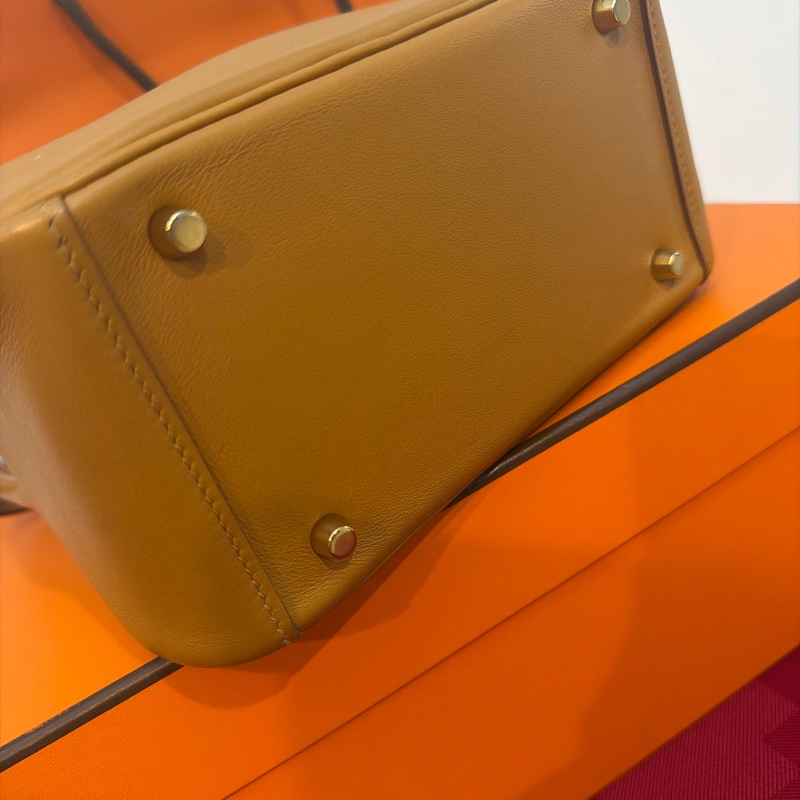 99.8閒置❤️Hermes mini lindy🈶購證🌟芝麻色金扣🌟-13