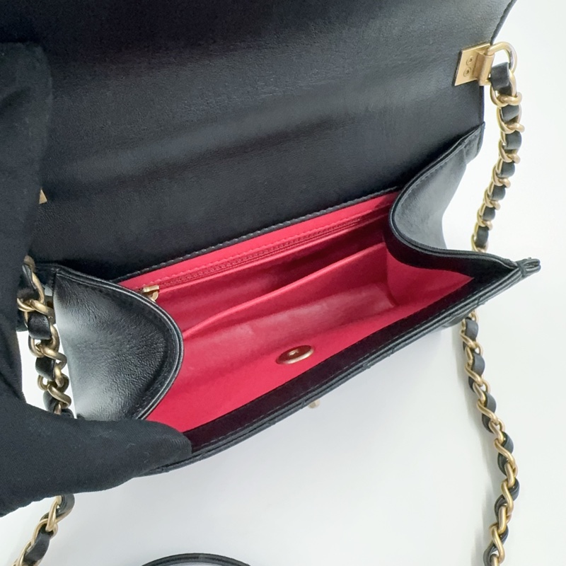 CHANEL黑金揉製羊皮雙C手把轉釦側背包AS2477-9