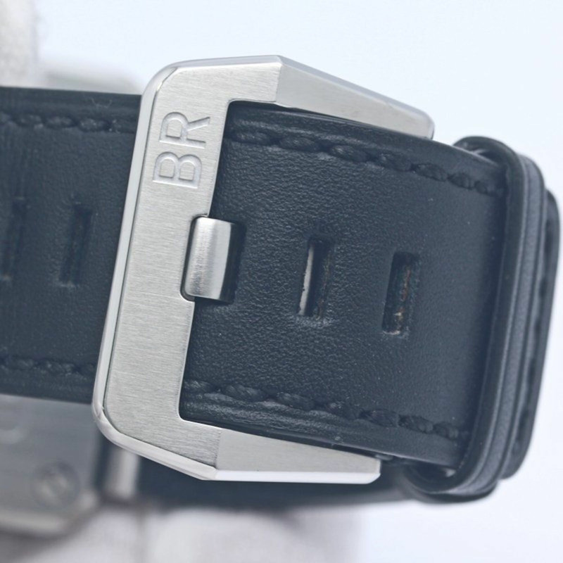 Bell & Ross BR03-93 GMT BR0393-BL-ST SCA 男士腕錶，不鏽鋼錶殼搭配皮錶帶，40329-18