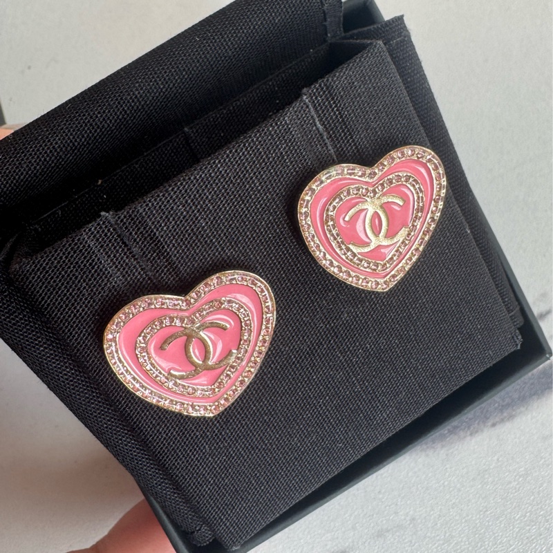 Chanel ABD343粉色愛心雙C耳環-4