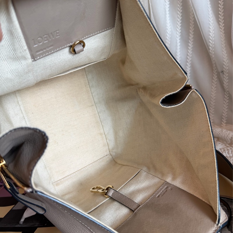 羅意威  吊床包 托特包 手提包 通勤包 腋下包 斜背包 灰色皮革 灰色皮革 大象灰 側背包 斜挎包 斜背包 褶皺鏈條包 Loewe Hammock grey leather bag / shoulder bag handbag crossbody bag-29