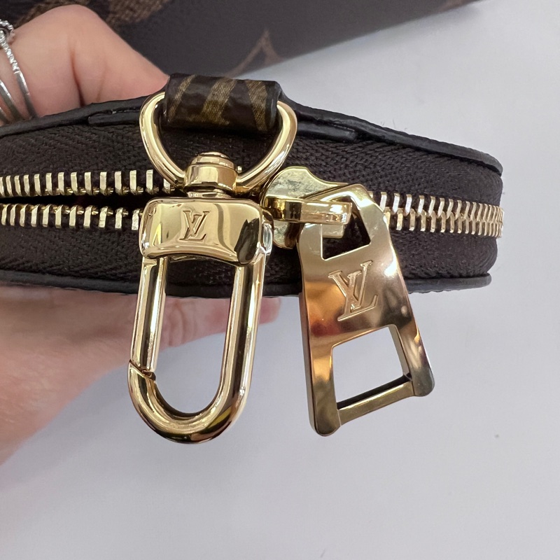 LV雙色原花金釦OnTheGo Pm 手提斜背托特包-17