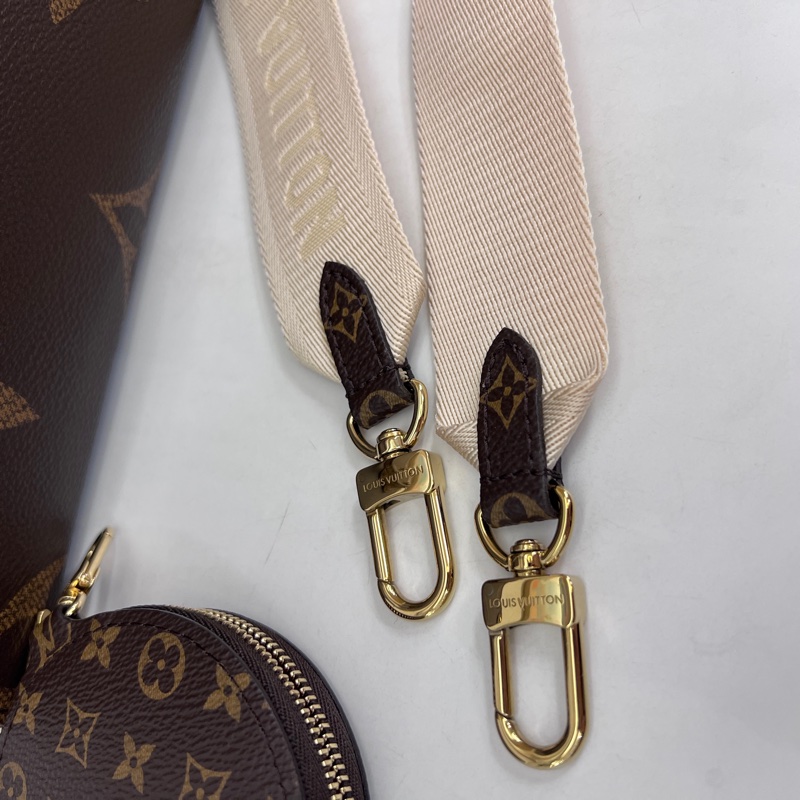 LV雙色原花金釦OnTheGo Pm 手提斜背托特包-25