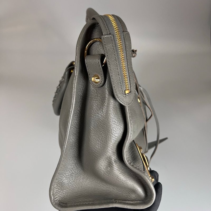 BALENCIAGA 390154 灰皮革金釦提把機車包-3