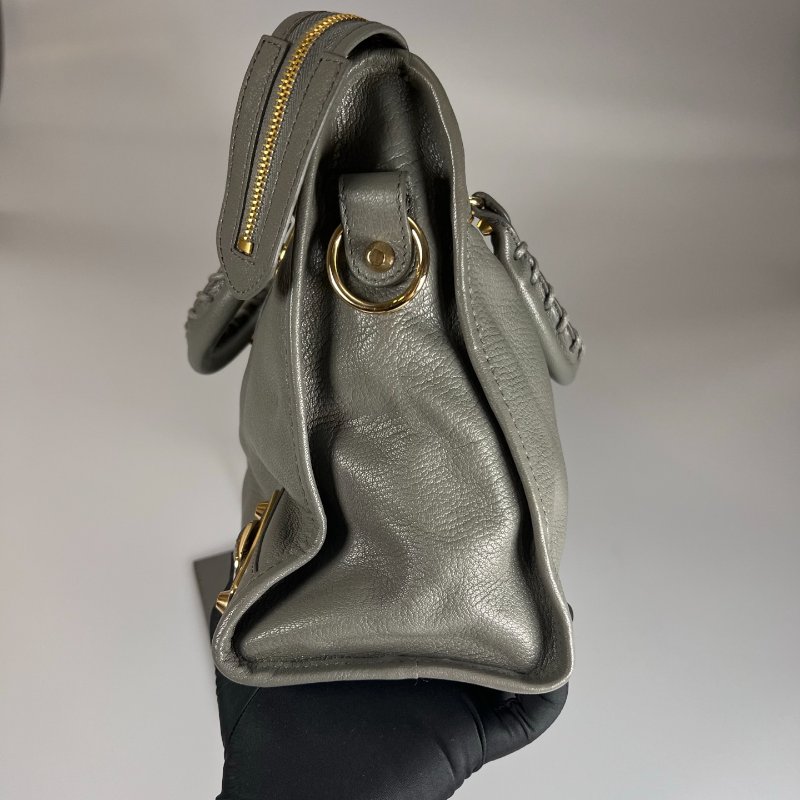 BALENCIAGA 390154 灰皮革金釦提把機車包-4